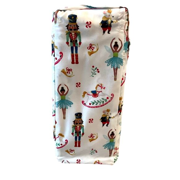 Wellesley Manor QUEEN Sheet Set Nutcracker Ballet Toy Soldier 4pc Xmas Bedding - Picture 5 of 12